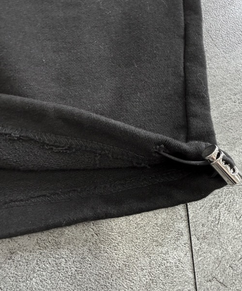 YACA(ヤーカ)の「Over Damage Sweat Pants/オーバーダメージスウェットパンツ【ユニセックス着用可能】(スウェットパンツ・レディース・グレー/ブラック・FREE)」の21枚目の写真