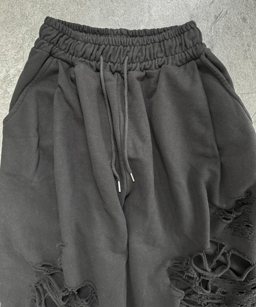 YACA(ヤーカ)の「Over Damage Sweat Pants/オーバーダメージスウェットパンツ【ユニセックス着用可能】(スウェットパンツ・レディース・グレー/ブラック・FREE)」の22枚目の写真