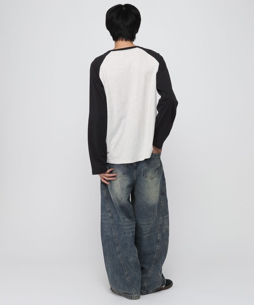ALAND(エーランド)の「【UNISEX】ALAND/Aロゴラグランロングスリーブ(Tシャツ/カットソー・レディース・ネイビー/ブラック・SMALL/LARGE)」の5枚目の写真