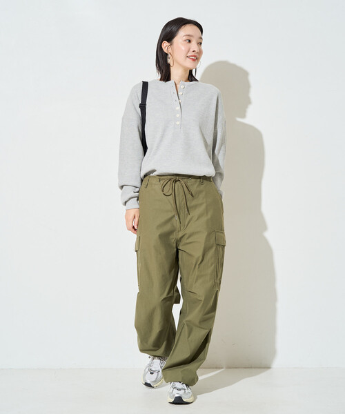 FREAK'S STORE(フリークスストア)の「限定展開 ヘビー ワッフル ヘンリーネック チュニック プルオーバー(Tシャツ/カットソー・レディース・オフホワイト/チャコールグレー/グレー/ブルーグリーン/ピンク/オリーブ/ブラウン・フリ-)」の13枚目の写真