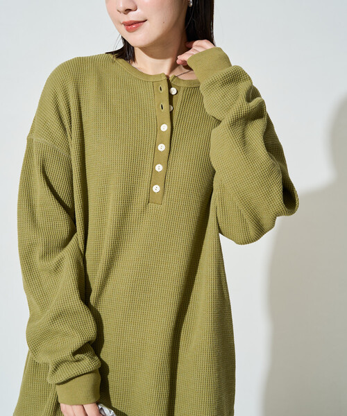 FREAK'S STORE(フリークスストア)の「限定展開 ヘビー ワッフル ヘンリーネック チュニック プルオーバー(Tシャツ/カットソー・レディース・オフホワイト/チャコールグレー/グレー/ブルーグリーン/ピンク/オリーブ/ブラウン・フリ-)」の20枚目の写真