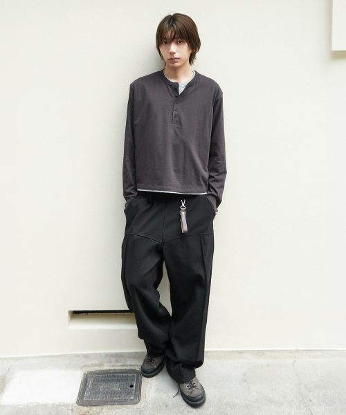 XERO（ゼロ）の「ディバイド ピンタック スウェットパンツ [ブラック]（スウェットパンツ・レディース・その他・MEDIUM/LARGE）」の2枚目の写真