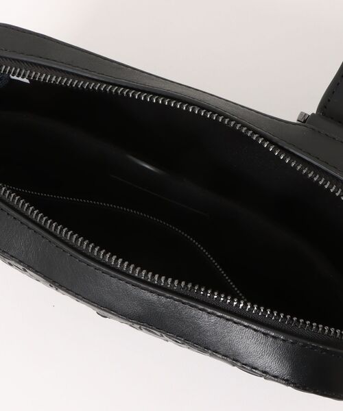 COLE HAAN（コールハーン）の「イーストワード クロスボディ mens（ショルダーバッグ・メンズ・ブラック・OSFA）」の7枚目の写真
