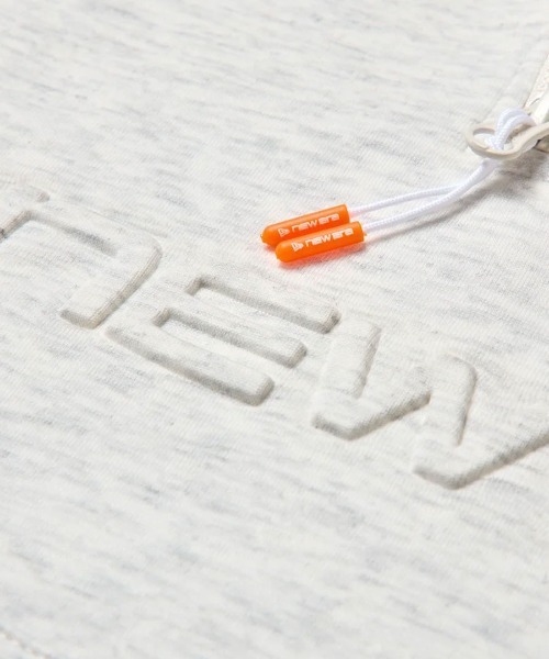 NEW ERA(ニューエラ)の「【NEW ERA】テック スウェット ハーフジップ プルオーバー Emboss Logo ゴルフ / 3カラー(スウェット・メンズ・ダークグレー/オートミール/ブラック・M/L)」の18枚目の写真
