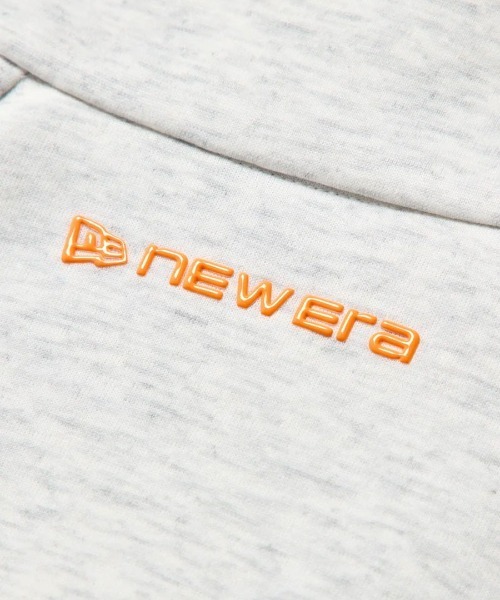 NEW ERA(ニューエラ)の「【NEW ERA】テック スウェット ハーフジップ プルオーバー Emboss Logo ゴルフ / 3カラー(スウェット・メンズ・ダークグレー/オートミール/ブラック・M/L)」の21枚目の写真