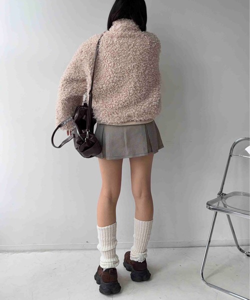 AS KNOW AS plus(アズノゥアズプラス)の「☆フェイクファースタンドカラー プードルブルゾン【EC限定アイテム】(ブルゾン・レディース・モカ/アイボリー/ブラウン/チャコールグレー・FREE)」の14枚目の写真