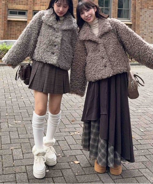 AS KNOW AS plus(アズノゥアズプラス)の「☆フェイクファースタンドカラー プードルブルゾン【EC限定アイテム】(ブルゾン・レディース・モカ/アイボリー/ブラウン/チャコールグレー・FREE)」の16枚目の写真
