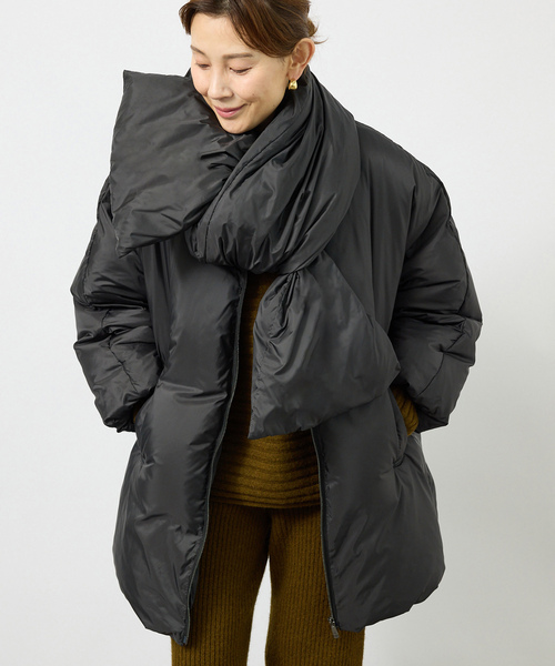 VERMEIL par iena(ヴェルメイユパーイエナ)の「Taffeta Bow ダウンコート(ダウンジャケット/コート・レディース・ブラック/アイボリー・38/36)」の1枚目の写真