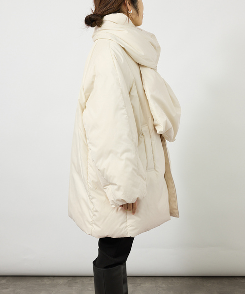 VERMEIL par iena(ヴェルメイユパーイエナ)の「Taffeta Bow ダウンコート(ダウンジャケット/コート・レディース・ブラック/アイボリー・38/36)」の18枚目の写真