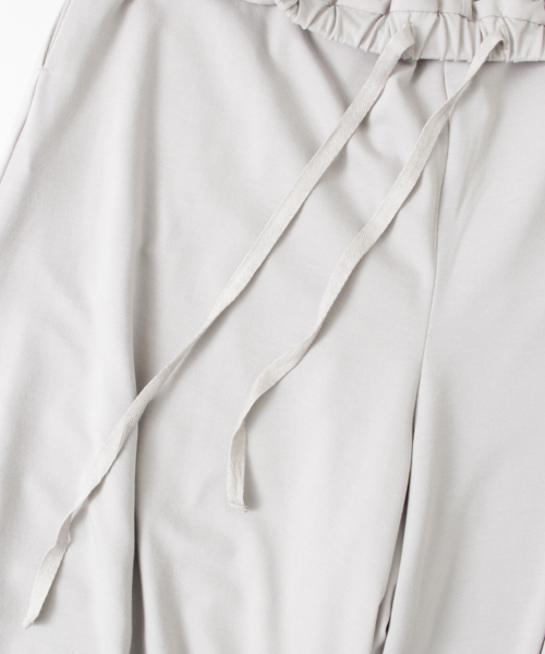 URBAN RESEARCH（アーバンリサーチ）の「UR 3WAYセットアップカットソー（つなぎ/オールインワン・レディース・ブラック/グレー系その他/オリーブ・FREE）」の9枚目の写真