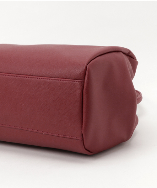 E hyphen world gallery(イーハイフンワールドギャラリー)の「ボストンバッグ(ハンドバッグ・レディース・ブラック/レッド・FREE)」の6枚目の写真