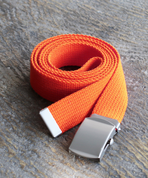 THE CASUAL（カジュアル）の「【10色展開 / ユニセックスモデル】 日本製ロングガチャベルト（ベルト・メンズ・ブラック/カーキ/サックスブルー/ネイビー/オレンジ/グレー/ナチュラル/ホワイト/ピンク/レッド・FREE）」の10枚目の写真