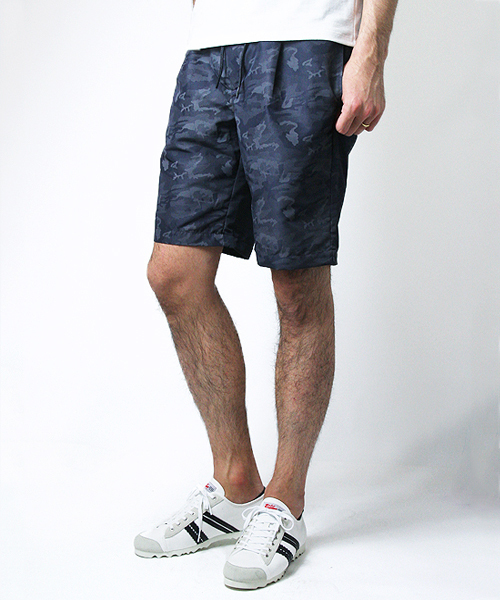 Luv maison（ラブメゾン）の「迷彩イージーショーツ（その他パンツ・メンズ・ブラック/ネイビー・L/M）」の2枚目の写真