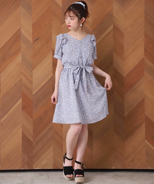 one after another NICE CLAUP(ワンアフターアナザーナイスクラップ)の「柄アソート花柄ワンピース(ワンピース・レディース・ブラック/オフホワイト/サックスブルー・FREE)」の5枚目の写真