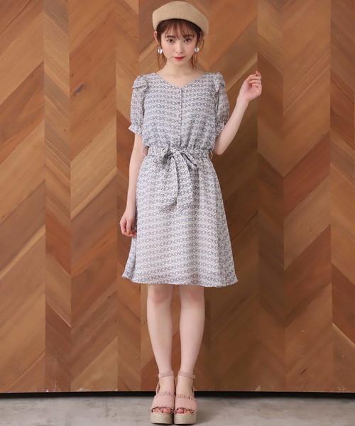 one after another NICE CLAUP(ワンアフターアナザーナイスクラップ)の「柄アソート花柄ワンピース(ワンピース・レディース・ブラック/オフホワイト/サックスブルー・FREE)」の8枚目の写真