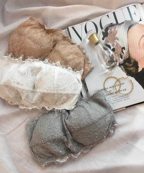 eimy istoire�i�G�C�~�[�C�X�g���[���j�́u�G�C�~�[�u���g�b�v�i�`���[�u�g�b�v�j�v�b�z���C�g