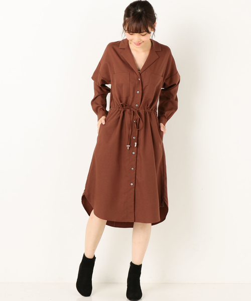 archives(アルシーヴ)の「ドロスト開襟シャツワンピース(ワンピース・レディース・ブラウン系その他/ベージュ/カーキ・MEDIUM)」の2枚目の写真