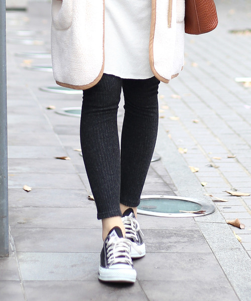 Bou Jeloud（ブージュルード）の「温か起毛◆リブレギンス（レギンス/スパッツ・レディース・ライトグレー/ブラック/杢グレー・FREE）」の4枚目の写真