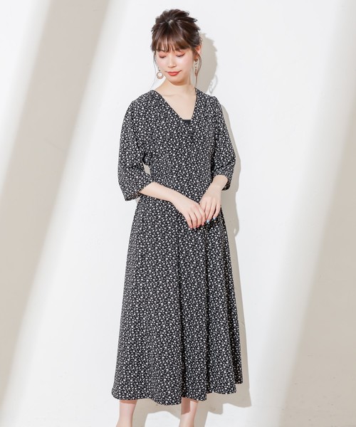 natural couture（ナチュラルクチュール）の「レトロ小花ワンピース（ワンピース・レディース・ブラック系その他/グリーン系その他/ピンク系その他/ホワイト系その他/グレイッシュベージュ/ベージュ/ホワイト系その他2/ブラック・FREE）」の18枚目の写真