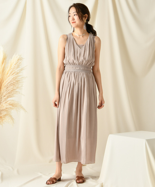 DouDou（ドゥドゥ）の「ギャザータンクワンピース（ワンピース・レディース・ベージュ/ネイビー/キャメル/ゴールド・FREE）」の13枚目の写真