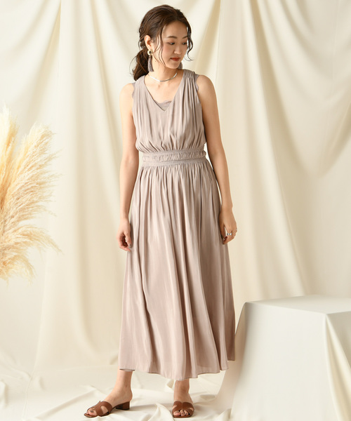 DouDou（ドゥドゥ）の「ギャザータンクワンピース（ワンピース・レディース・ベージュ/ネイビー/キャメル/ゴールド・FREE）」の10枚目の写真