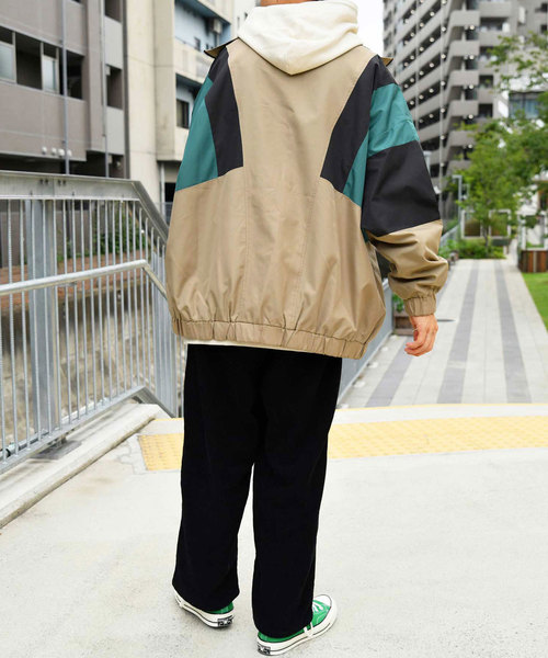 kutir(クティール)の「配色ナイロンジャケット(ブルゾン・メンズ・ボルドー/グリーン/ベージュ・LARGE/MEDIUM)」の6枚目の写真