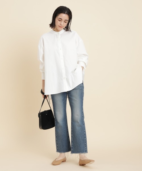 ADAM ET ROPE'(アダムエロペ)の「バックツイストコクーンシャツ(シャツ/ブラウス・レディース・オフホワイト/サックスブルー・FREE)」の18枚目の写真