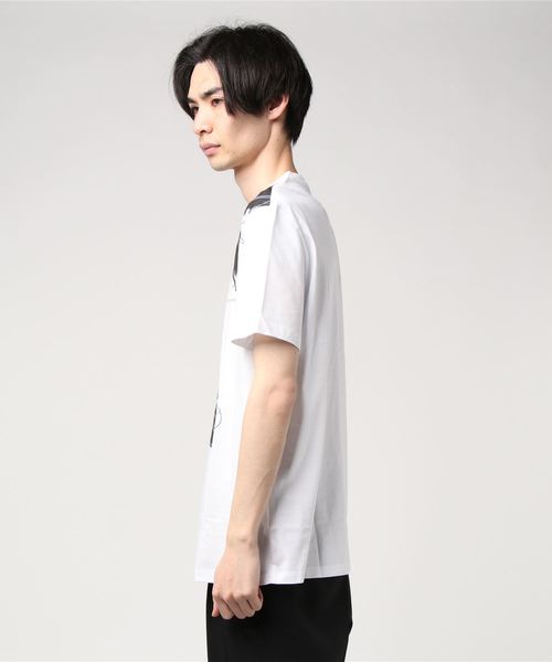 アルマーニエクスチェンジ【S】　ホワイト Vネック　Tシャツ　シンプル　夏服 ARMANI EXCHANGE tシャツ 「A|X アルマーニ エクスチェンジ
