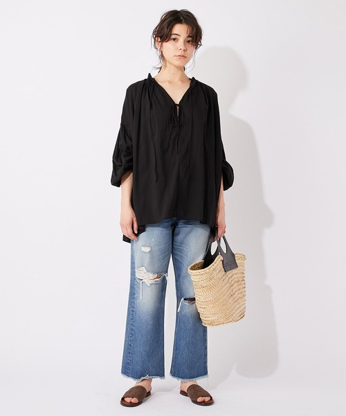 Whim Gazette（ウィムガゼット）の「フロントスキッパーギャザーオーバーブラウス（シャツ/ブラウス・レディース・ホワイト/ブラック・FREE）」の3枚目の写真