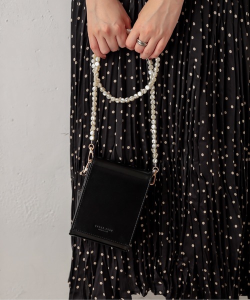 natural couture（ナチュラルクチュール）の「【WEB限定カラー有り】ミラーイン多機能ショルダー（ショルダーバッグ・レディース・ブラック/ベージュ/ブラウン/ライトベージュ・FREE）」の13枚目の写真