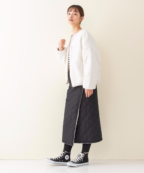 OUTDOOR PRODUCTS(アウトドアプロダクツ)の「【OUTDOOR PRODUCTS】中綿リバーシブルブルゾン ボア素材 モコモコ オーバーサイズ/ビッグシルエット リバーシブル(ブルゾン・レディース・カーキ/アイボリー/ライトベージュ・MEDIUM/LARGE)」の4枚目の写真