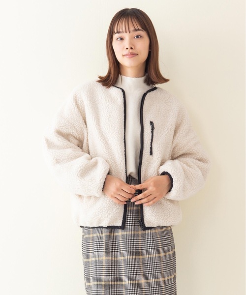 OUTDOOR PRODUCTS(アウトドアプロダクツ)の「【OUTDOOR PRODUCTS】中綿リバーシブルブルゾン ボア素材 モコモコ オーバーサイズ/ビッグシルエット リバーシブル(ブルゾン・レディース・カーキ/アイボリー/ライトベージュ・MEDIUM/LARGE)」の12枚目の写真