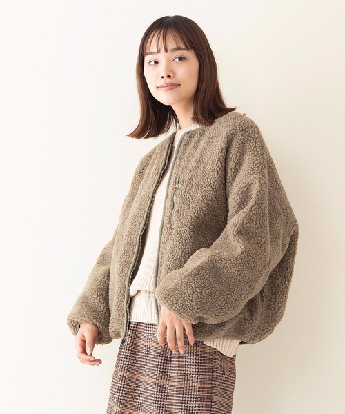 OUTDOOR PRODUCTS(アウトドアプロダクツ)の「【OUTDOOR PRODUCTS】中綿リバーシブルブルゾン ボア素材 モコモコ オーバーサイズ/ビッグシルエット リバーシブル(ブルゾン・レディース・カーキ/アイボリー/ライトベージュ・MEDIUM/LARGE)」の19枚目の写真