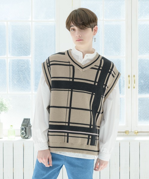 EDEL（エーデル）の「EDEL - ラインチェックニットベスト（ベスト・メンズ・ベージュ/ブラック・LARGE/MEDIUM）」の12枚目の写真