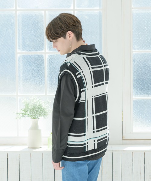 EDEL（エーデル）の「EDEL - ラインチェックニットベスト（ベスト・メンズ・ベージュ/ブラック・LARGE/MEDIUM）」の19枚目の写真
