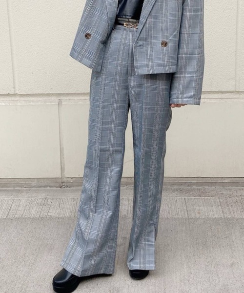 WEGO（ウィゴー）の「WEGO/セミフレアパンツ（スラックス・レディース・ブラック/ピンク/グリーン/アイボリー/グレー系その他/ベージュ系その他/ベージュ系その他3・SMALL/MEDIUM）」の4枚目の写真