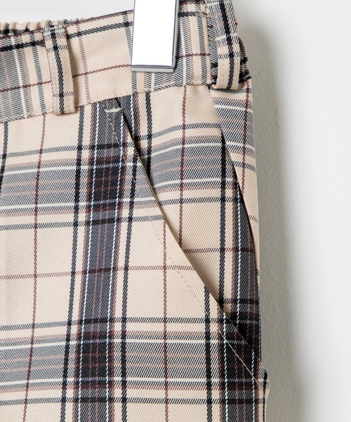 WEGO（ウィゴー）の「WEGO/セミフレアパンツ（スラックス・レディース・ブラック/ピンク/グリーン/アイボリー/グレー系その他/ベージュ系その他/ベージュ系その他3・SMALL/MEDIUM）」の15枚目の写真