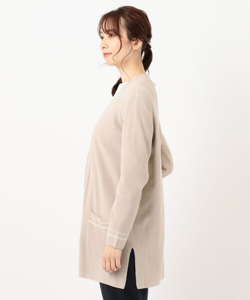 J.PRESS(ジェイプレス)の「【洗える】片畦Vネック ロングカーディガン(カーディガン/ボレロ・レディース・ライトグレー系/ネイビー系/ベージュ系・F)」の8枚目の写真