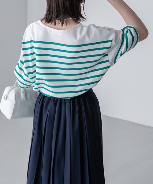 BONLECILL（ボンルシール）の「パネルボーダー ボートネックカットソー 半袖Tシャツ（Tシャツ/カットソー・レディース・ブラック/ブラウン/ブルー/グリーン/イエロー/ピンク/オレンジ系・FREE）」の11枚目の写真