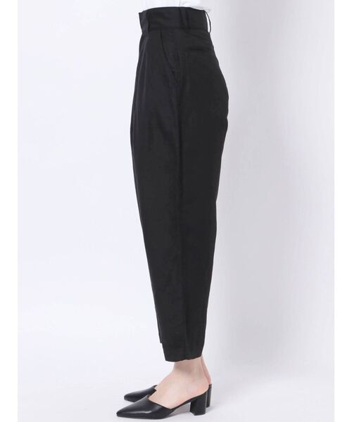 Ungrid（アングリッド）の「ハイウエストボリュームテーパードパンツ（その他パンツ・レディース・ブラック/アイボリー・SMALL/MEDIUM）」の11枚目の写真