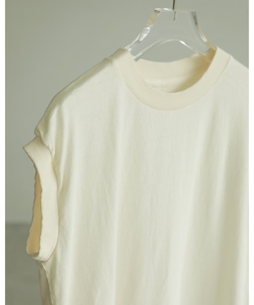 TODAYFUL（トゥデイフル）の「ウォッシュドコットンタンクトップ（タンクトップ・レディース・パープル/クリーム/キナリ・FREE）」の12枚目の写真
