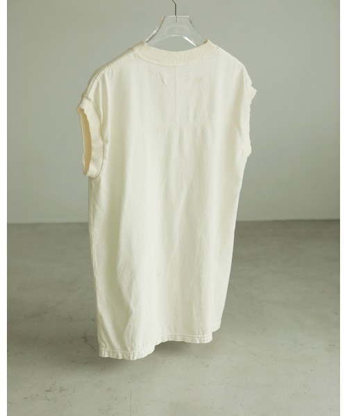 TODAYFUL（トゥデイフル）の「ウォッシュドコットンタンクトップ（タンクトップ・レディース・パープル/クリーム/キナリ・FREE）」の13枚目の写真