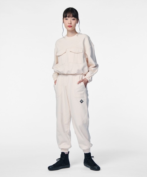 PIPING HOT FUTURE（パイピングホットフューチャー）の「LS OVERSIZE CARGO POCKET CREW SWEATSHIRT（スウェット・レディース・シャンパン・XS/S/L/M）」の9枚目の写真