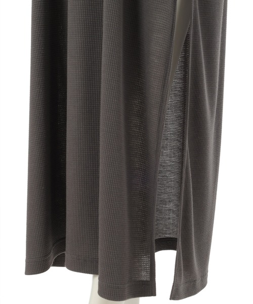 fifth（フィフス）の「バイカラーステッチワッフルワンピース（ワンピース・レディース・ホワイト/グレー/モカ・MEDIUM）」の5枚目の写真