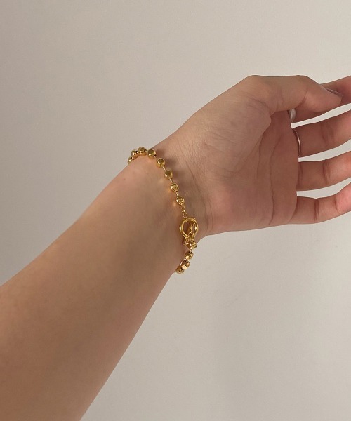 Bab（バブ）の「【WEB限定】センターパールドロップブレスレット（ブレスレット・レディース・ゴールド・ONESIZE）」の4枚目の写真