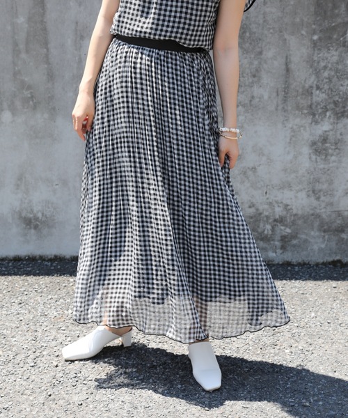ap retro（アプレトロ）の「ギンガムチェック消しプリーツロングスカート【ZOZO限定アイテム】（スカート・レディース・ブラック・FREE）」の3枚目の写真