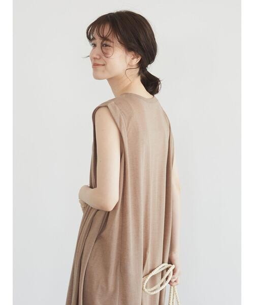 Green　Parks（グリーンパークス）の「麻ブレンドノースリーブカットワンピース＊（ワンピース・レディース・オフホワイト/キャメル/チャコールグレー・FREE）」の5枚目の写真