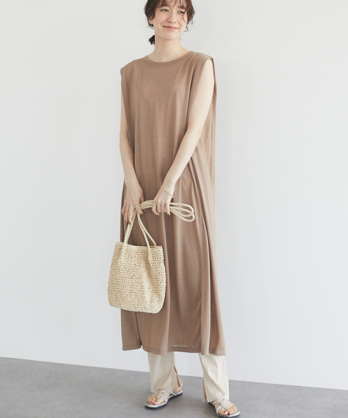 Green　Parks（グリーンパークス）の「麻ブレンドノースリーブカットワンピース＊（ワンピース・レディース・オフホワイト/キャメル/チャコールグレー・FREE）」の3枚目の写真