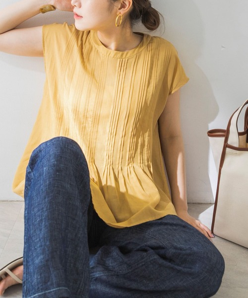 URBAN RESEARCH（アーバンリサーチ）の「ピンタックフレンチスリーブブラウス（シャツ/ブラウス・レディース・ブラック/イエロー/オフホワイト・FREE）」の3枚目の写真