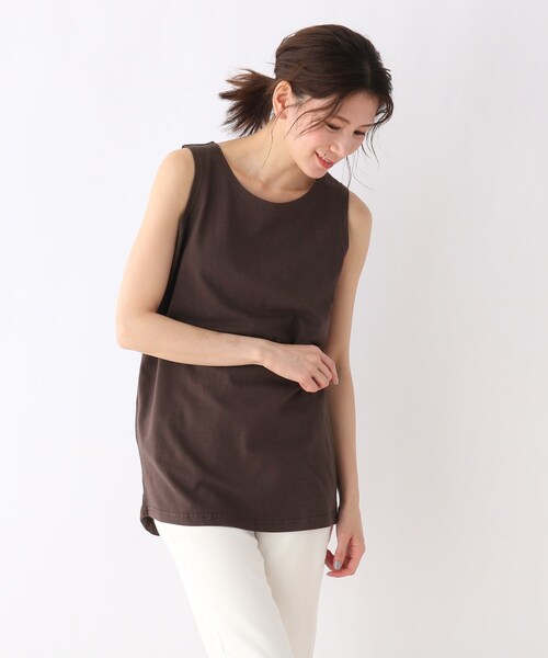 SHOO・LA・RUE（シューラルー）の「◆【S-LL】裾カーブタンクトップ（タンクトップ・レディース・アイボリー/ライトグレー/ブラック/ダークブラウン・01/02/03/04）」の4枚目の写真
